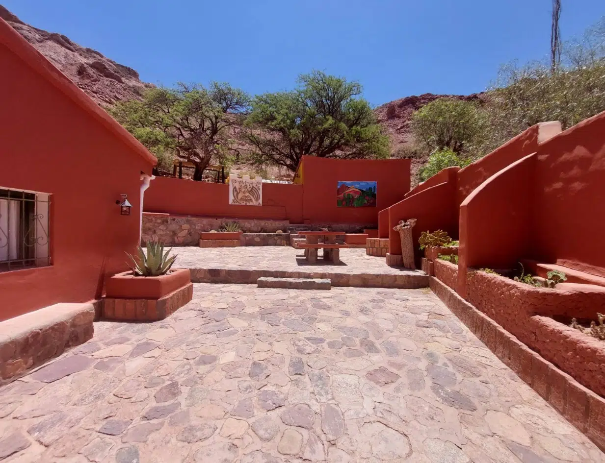 HOTEL CACTUS CERRO